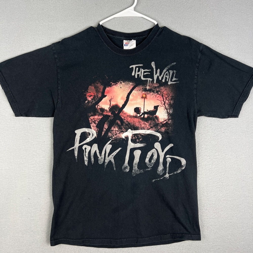 VTG Pink Floyd The Wall T Shirt Fits S Faded Black Band Tee 00s Y2K Hanes Cotton